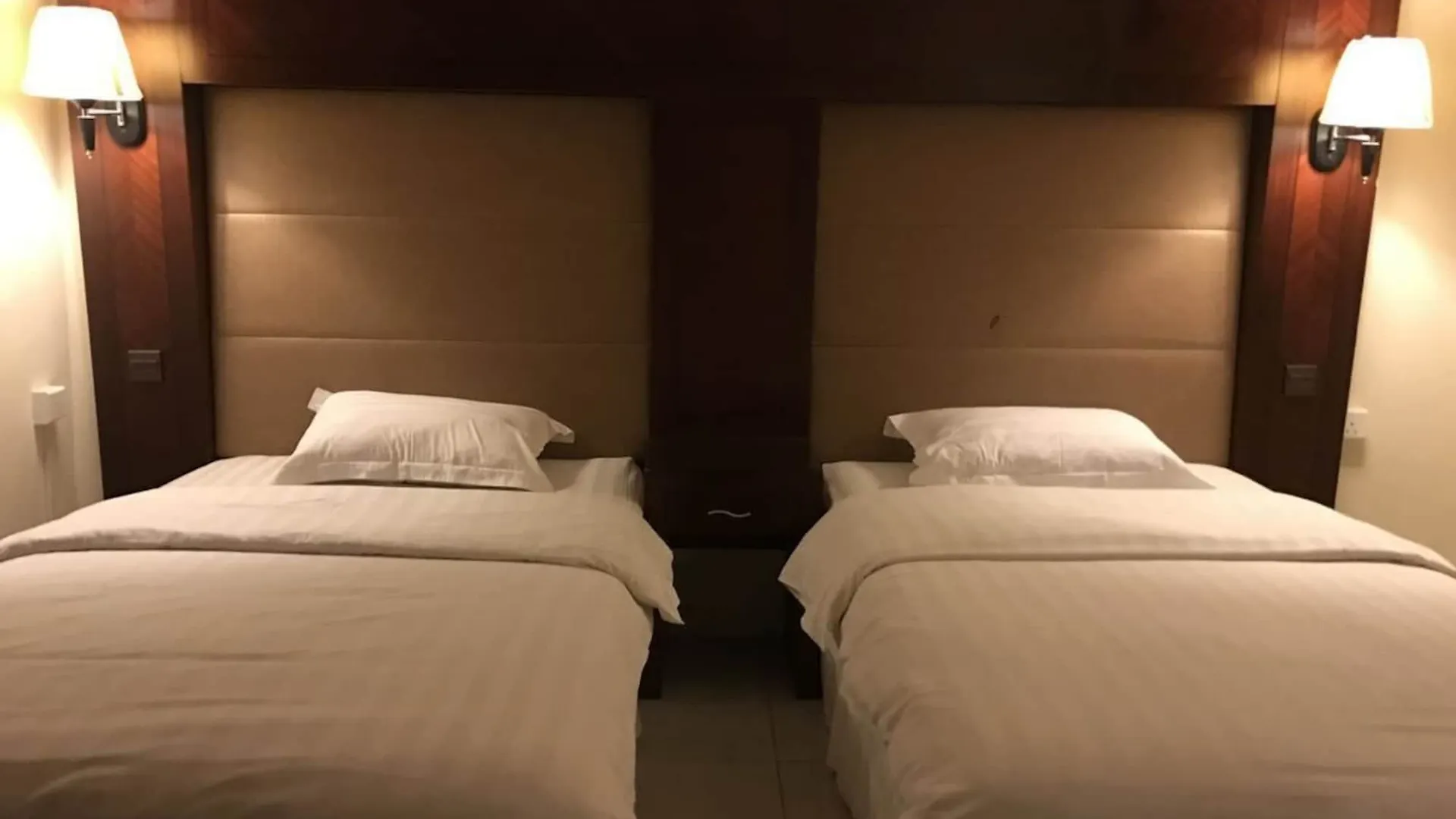 Ayoon Almmlaka Hotel Suites 3*, Jeddah